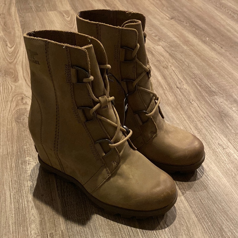 New! Sorel ‘Joan of Arctic Wedge II’ Boots
